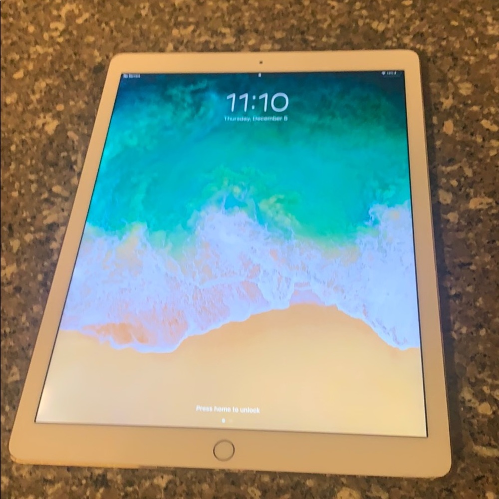 iPad Pro 12.9inch screen 3rd gen